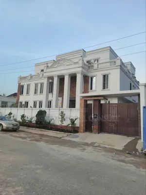 Jahi Functional Hotel With 15 Rooms Tarred Road