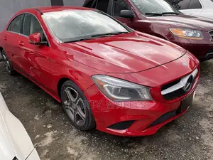 Mercedes-Benz C250 2015 Red