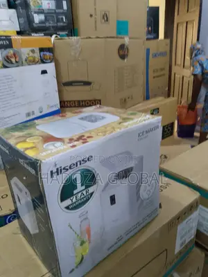 Hisense Ice Cube Maker With Water Tank