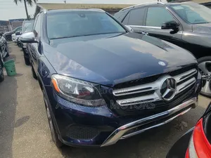 Mercedes-Benz GLC-Class 2016 Blue