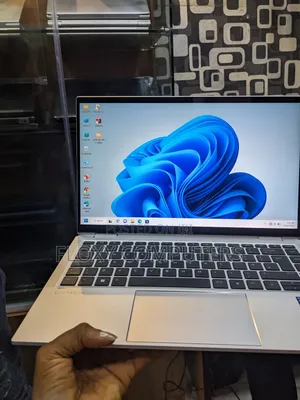 Laptop HP EliteBook 1040 G8 32GB Intel Core i7 SSD 512GB