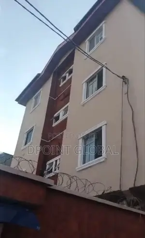 20bdrm Block of Flats in Satellite Town, Amuwo-Odofin for sale