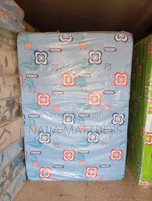4.5 by 6 by 10 Mouka Flora Mattress
