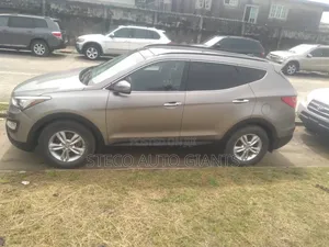 Hyundai Santa Fe 2014 Gray
