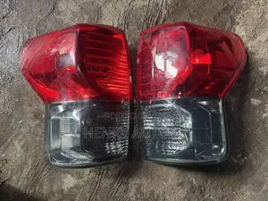 Set Taillights Tundra 2010