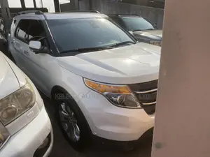 Ford Explorer Limited 4dr 4x4 (3.5L 6cyl 6A) 2013 White