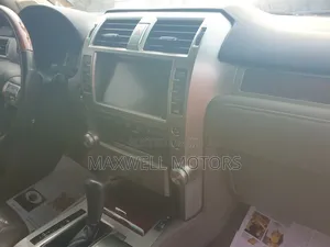 Lexus GX 460 2012 Gold