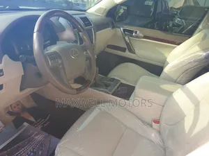 Lexus GX 460 Base 2014 Gold