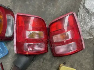 Set Taillights Micra