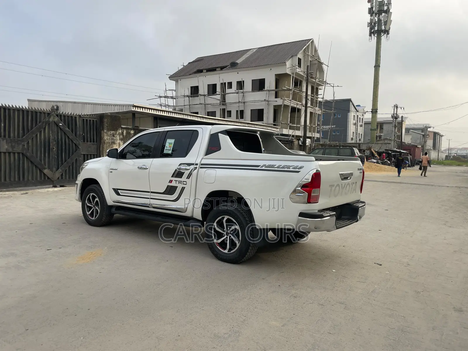 Toyota Hilux 2018 White