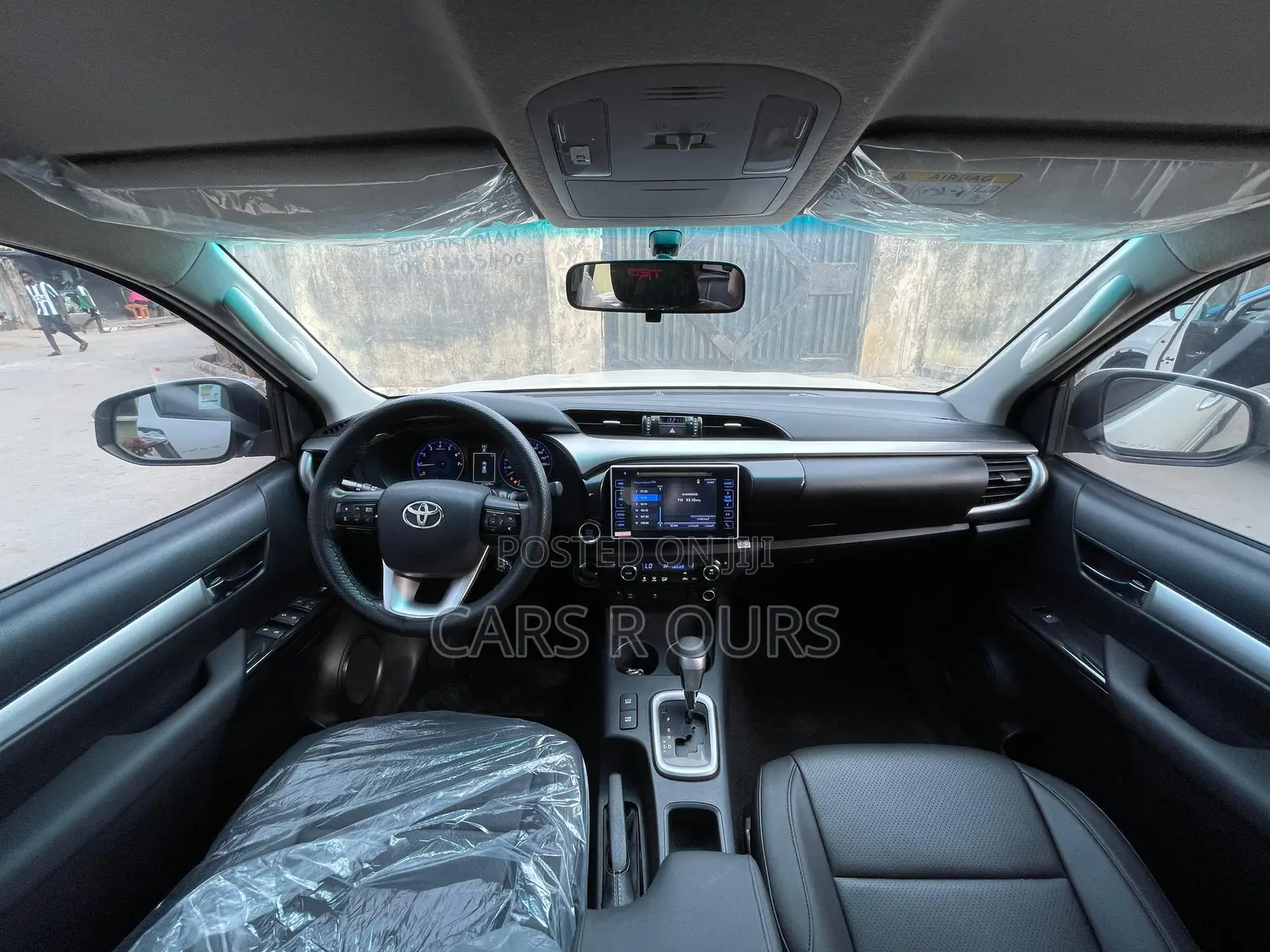Toyota Hilux 2018 White