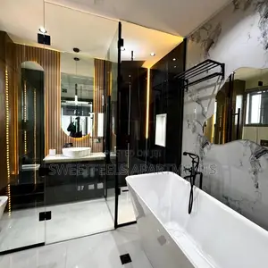 Lovely One Bedroom Smart Penthouse