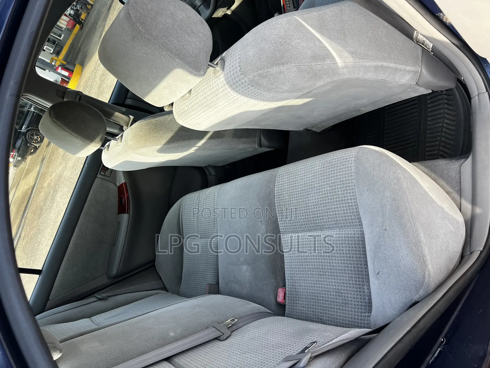 Toyota Corolla LE 2005 Blue