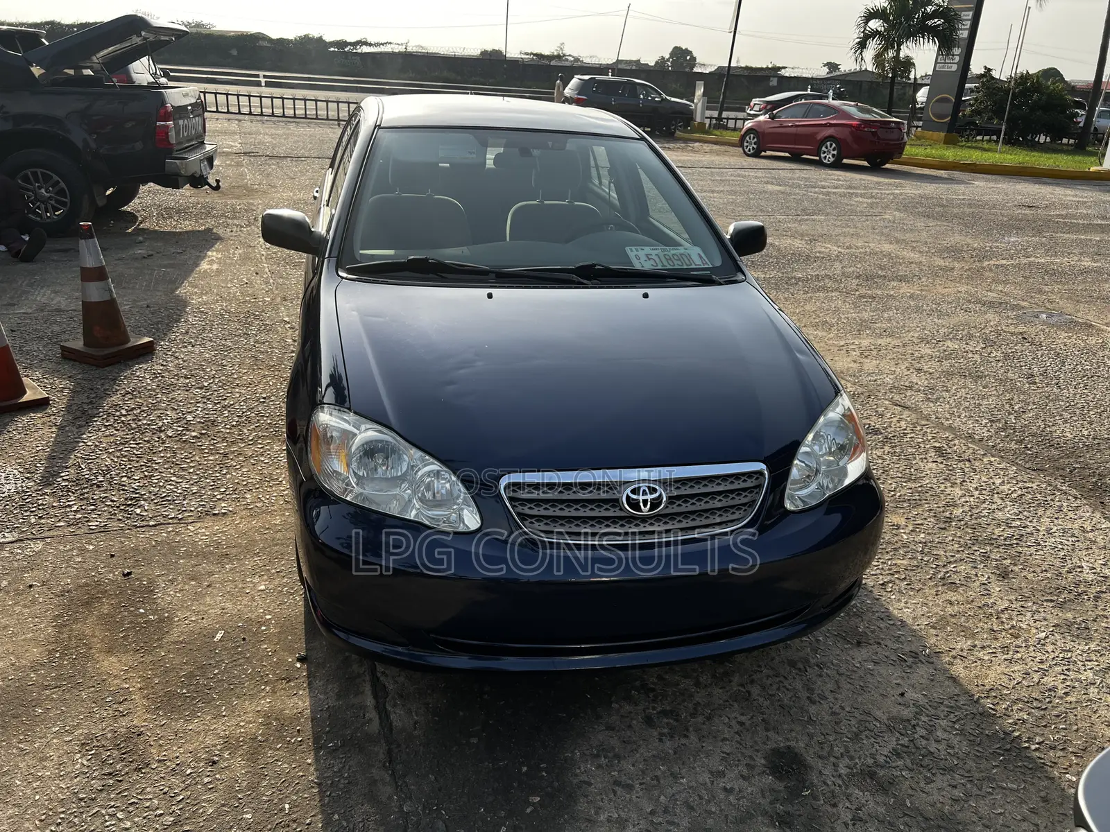 Toyota Corolla LE 2005 Blue