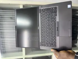 Laptop Dell Latitude 5400 16GB Intel Core I7 SSD 256GB