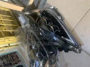 Headlamp for Lexus Is250 3 Touch New Model