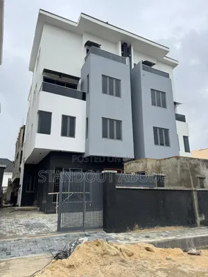 5bdrm Duplex in Inside An Estate, Ikate-Elegushi for sale