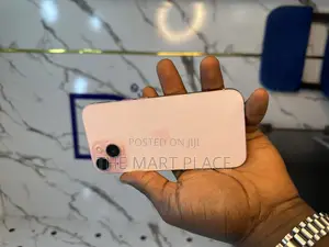 Apple iPhone 15 128 GB