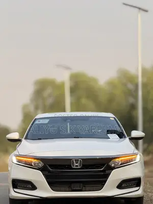 Honda Accord Sport 2.0T 2018 White
