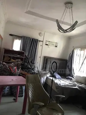 1bdrm Apartment in Lekki Phase 1 for rent