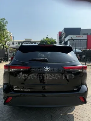 Toyota Highlander XLE 2021 Black