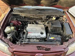 Toyota Highlander 2004 Red