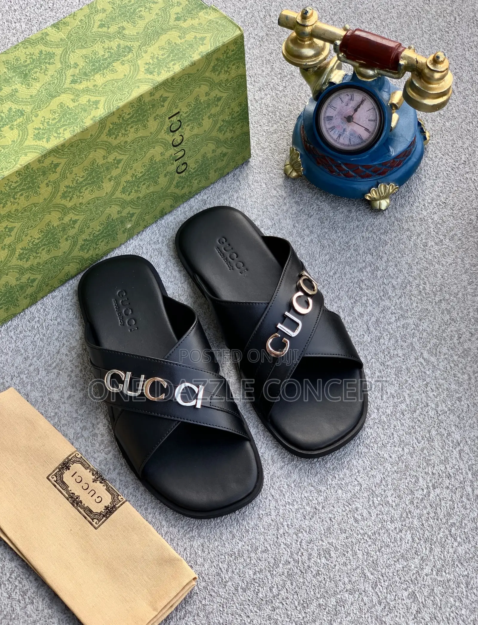 Gucci Crossing