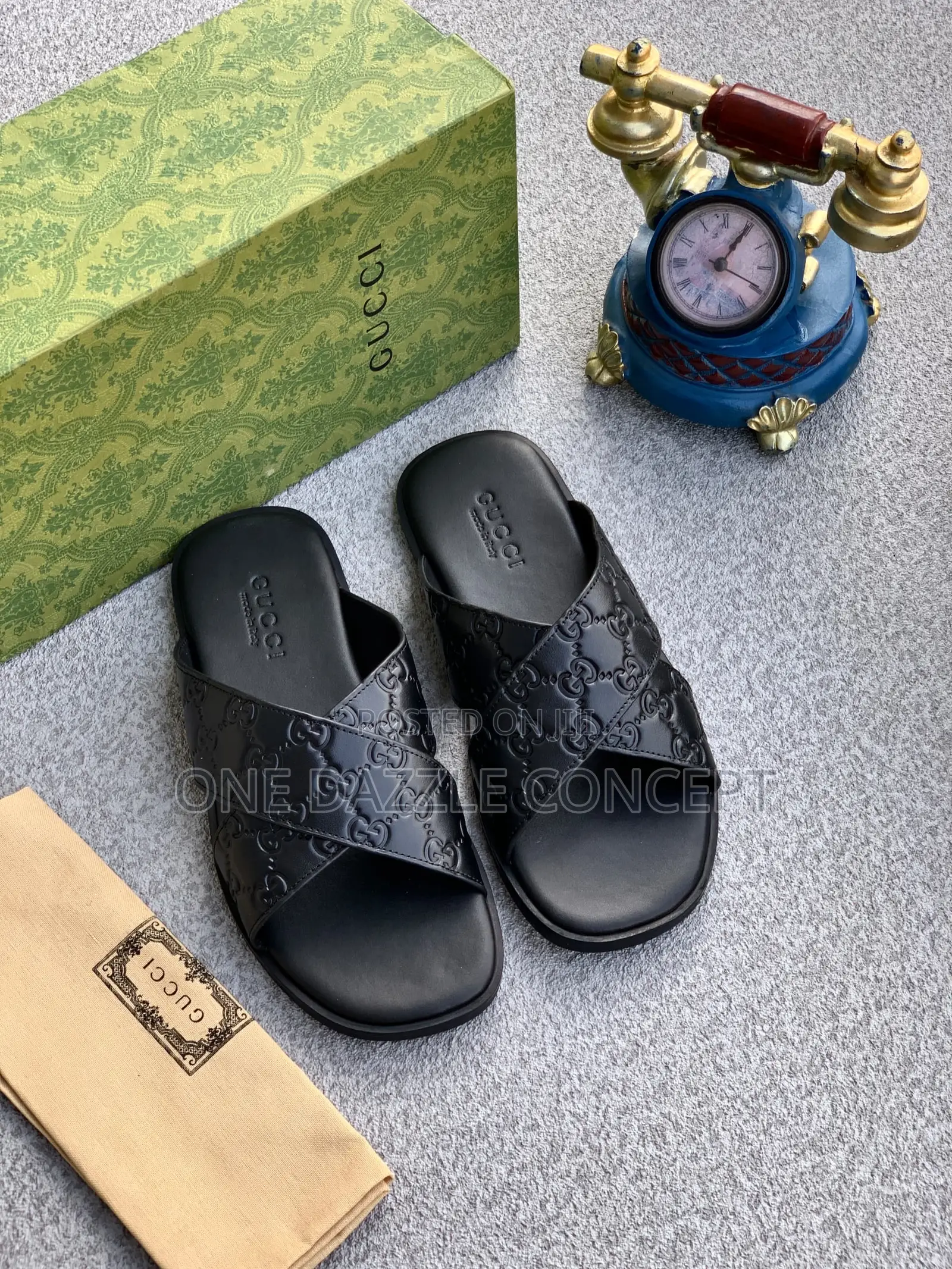 Gucci Crossing