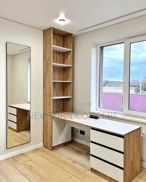 5ft Home Working Table and Books Shelf
