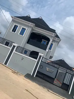 4bdrm Duplex in Elewure, Akala Express for sale