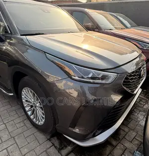 Toyota Highlander 2021 Gray