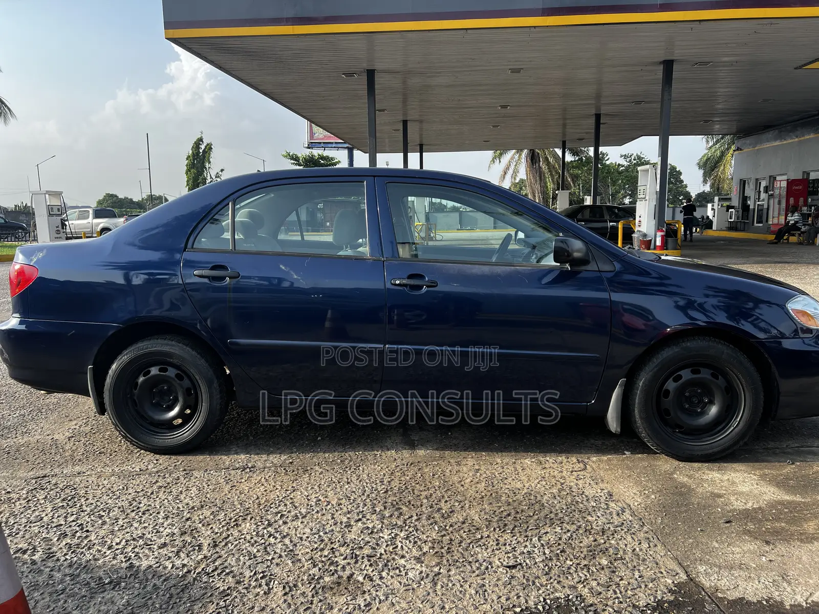 Toyota Corolla LE 2005 Blue