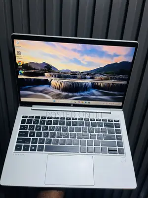 Laptop HP ProBook 445 G9 16GB AMD Ryzen 5 SSD 256GB