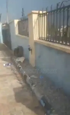 3bdrm Block of Flats in In A Secure Location, Sagamu for sale