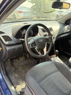 Hyundai Accent SE Sedan 2017 Blue