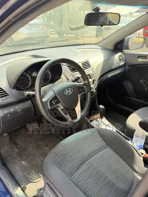 Hyundai Accent SE Sedan 2017 Blue