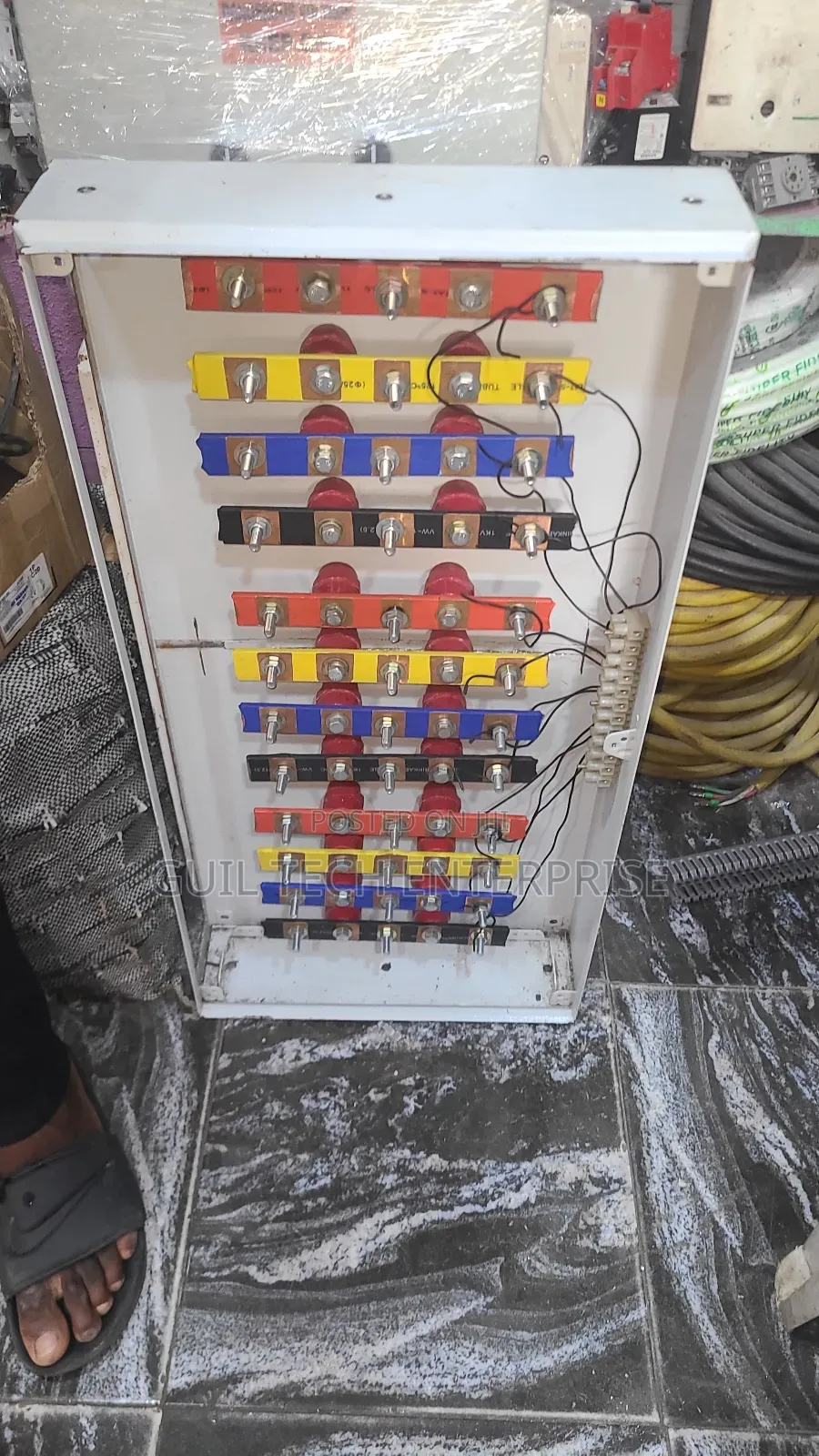 Bus Bar Chamber