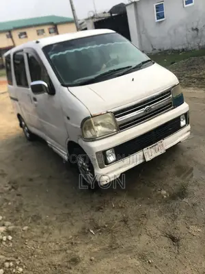 Suzuki APV Minibus 2009 White