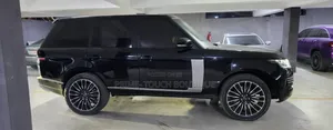 Land Rover Range Rover Vogue 2012 Black