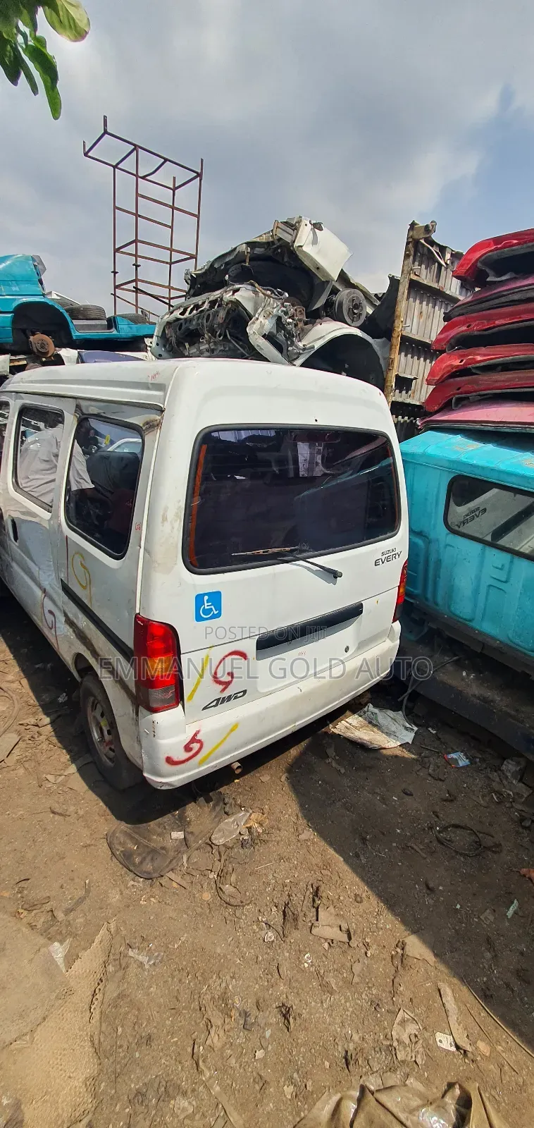 Suzuki APV Minibus 2008 White