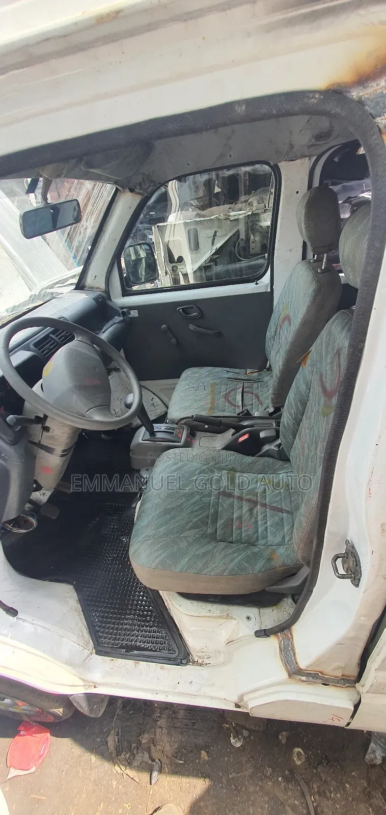 Suzuki APV Minibus 2008 White
