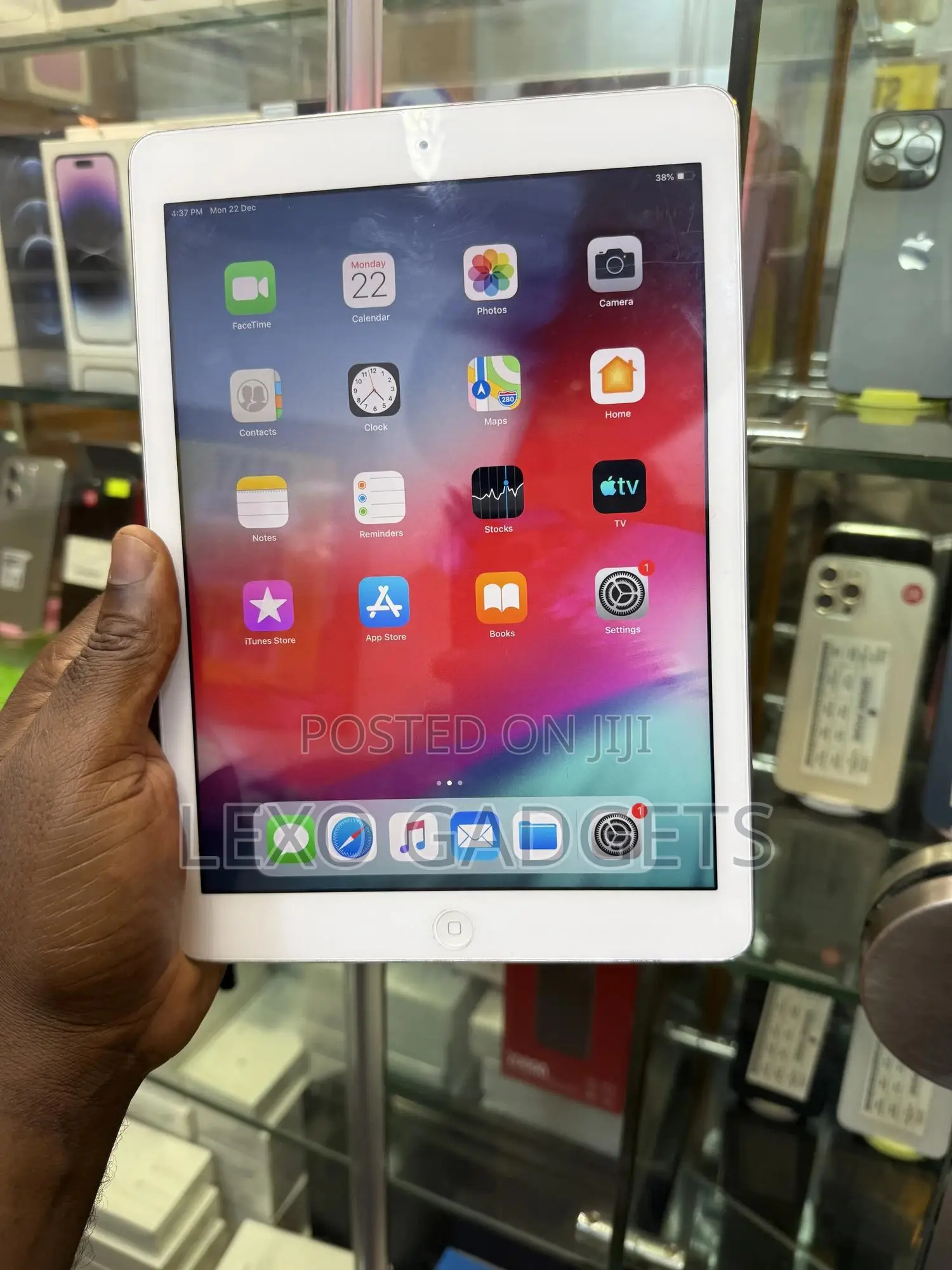 Apple iPad Air 128 GB Silver
