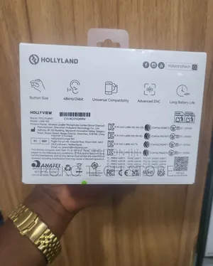Hollyland Lark M2 Wireless Lavalier Microphone System.