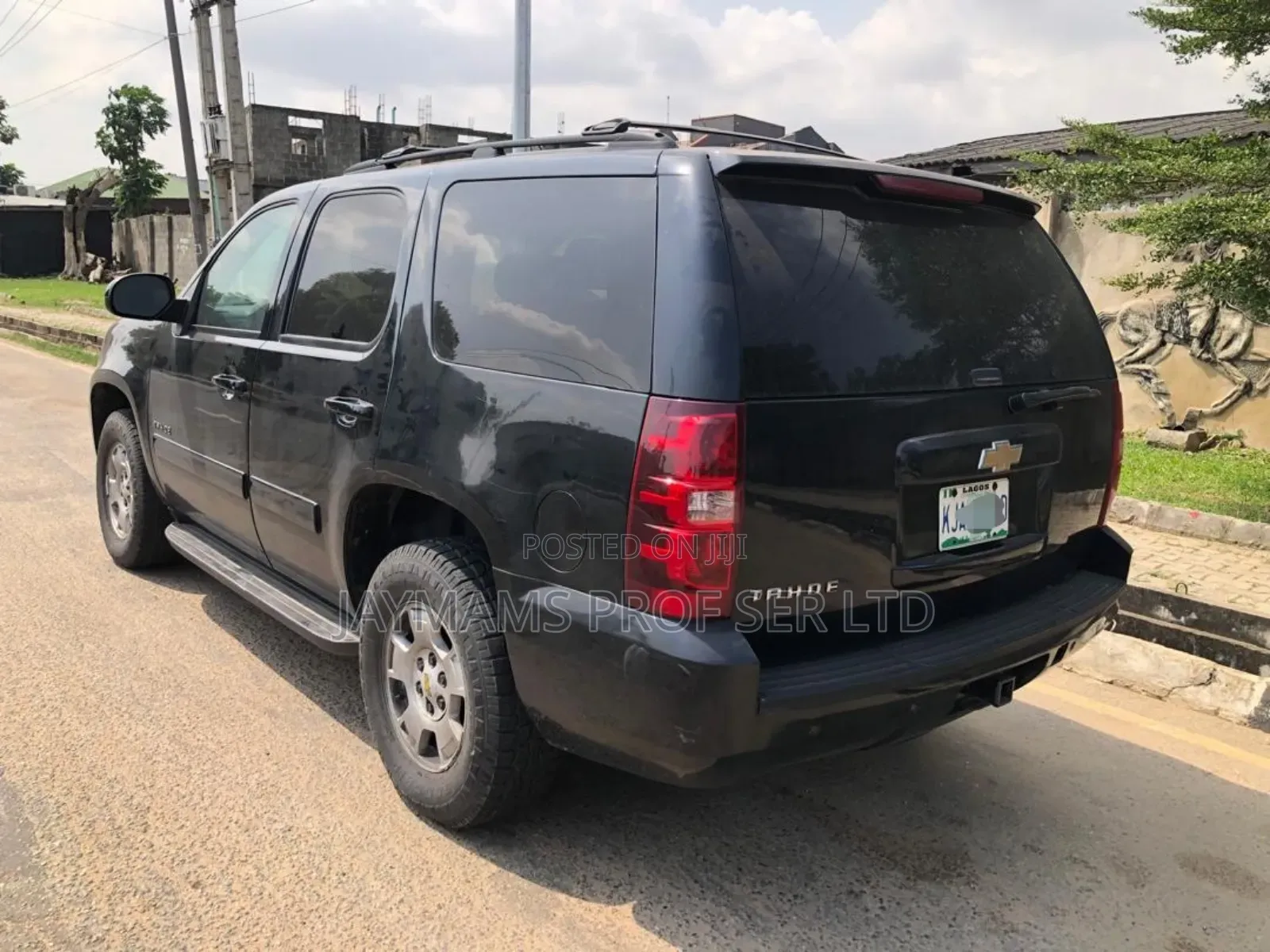 Chevrolet Tahoe LT 2010 Black