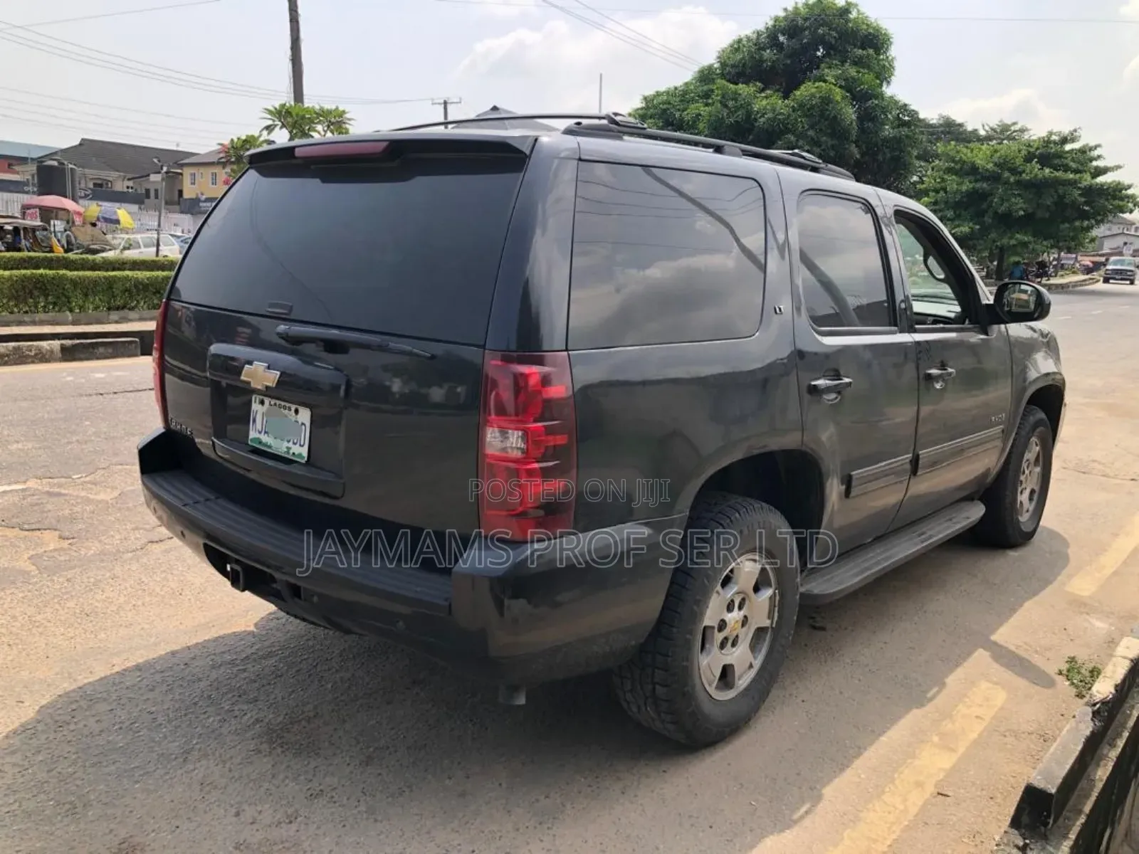 Chevrolet Tahoe LT 2010 Black