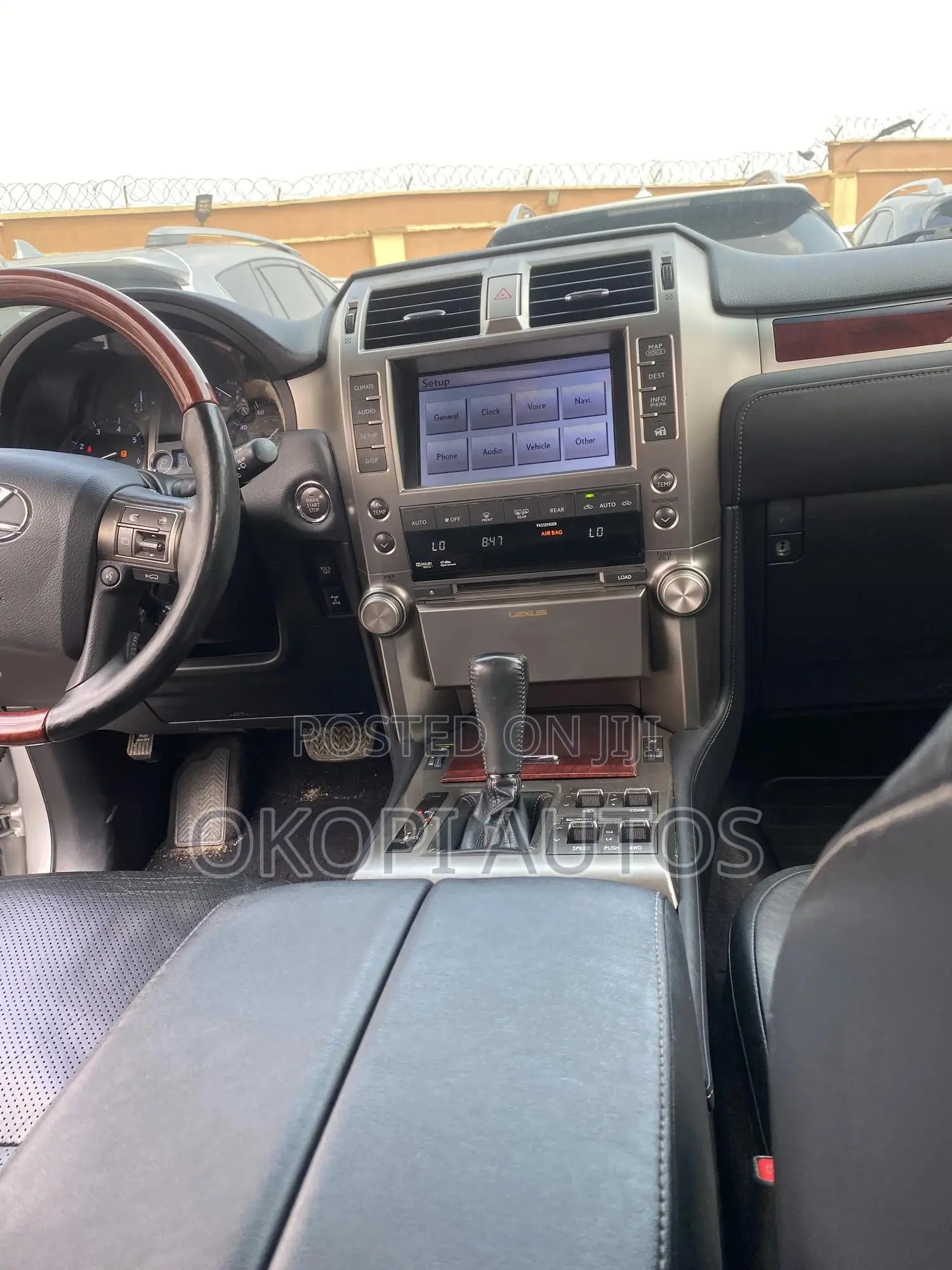 Lexus GX 2011 Silver