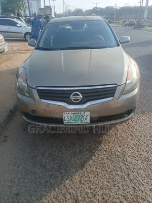 Nissan Altima 2.5 SL 2005 Gold