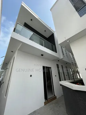 4bdrm Duplex in Chevron for sale