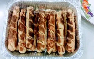 Turmeric Stick-Bread (5pcs) With Sauce