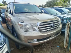 Toyota Land Cruiser 2009 Gold